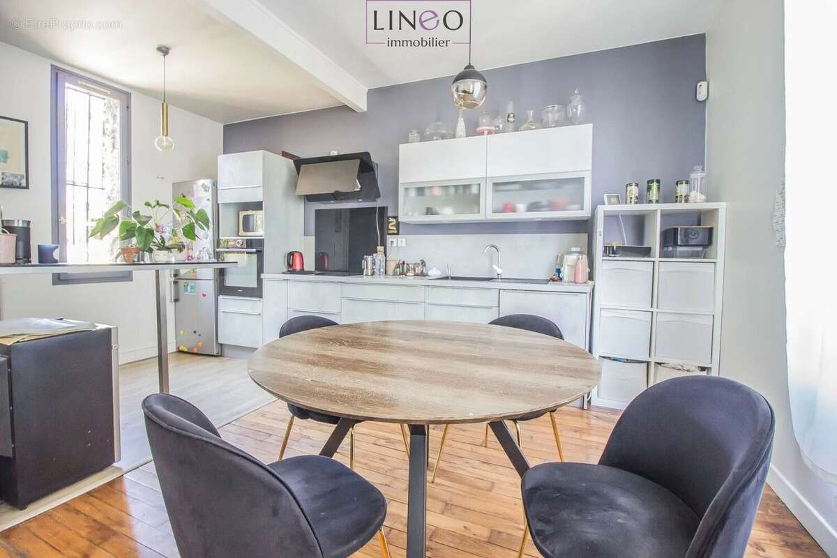 Maison à CHOISY-LE-ROI