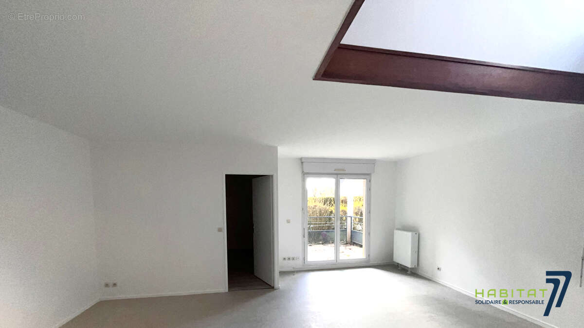 Appartement à MAGNY-LE-HONGRE