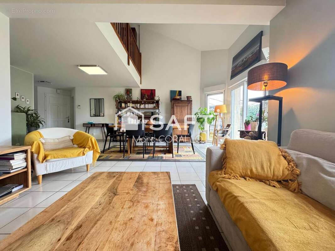 Photo 2 - Maison à BOURG-LES-VALENCE