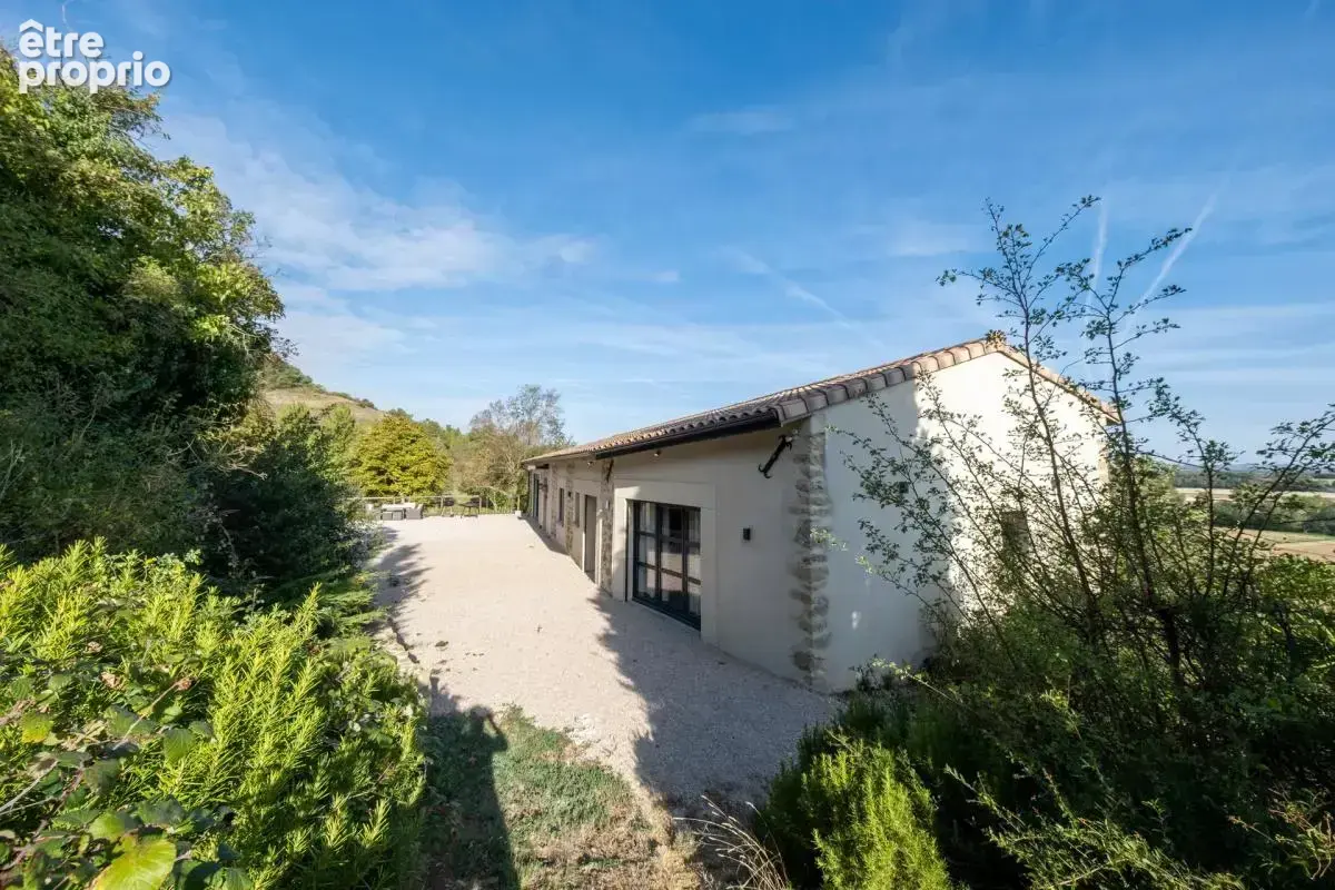  propriété de caractère – 239 m² – 6 chambres – 3,2 hectares
e - photo 23