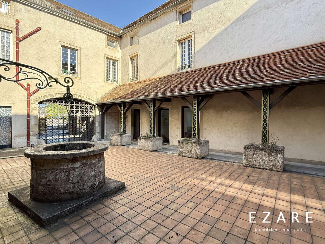 Cour intérieure - Appartement à BEAUNE