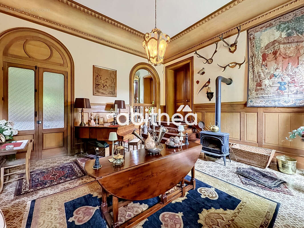 Maison à BUSSIERE-GALANT