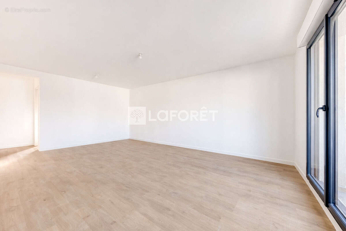 Appartement Pontault Combault 4 pièce(s) 74.5 m2 - photo 4