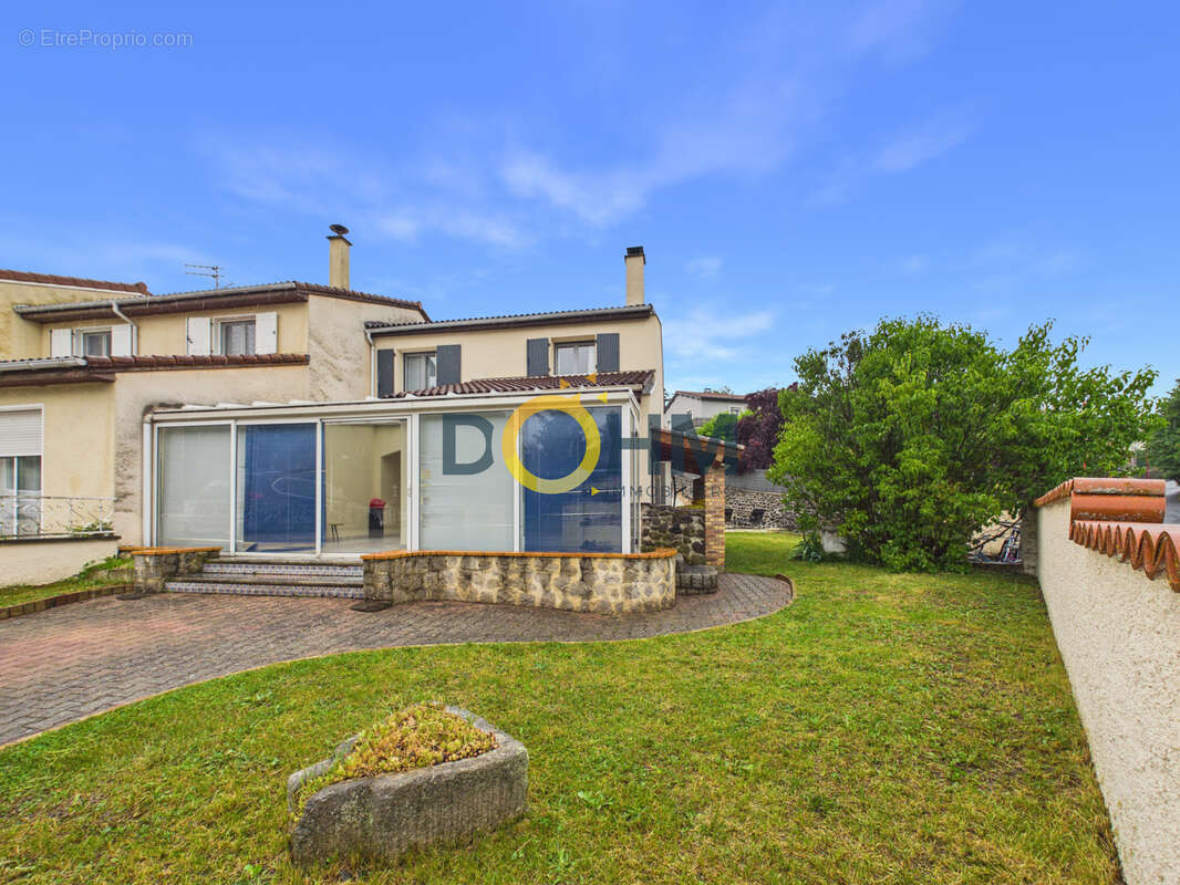 Maison à CHADRAC