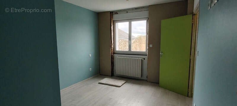 Maison à vendre 6 pièces SAINT JOUIN DE MARNES (79) - photo 8