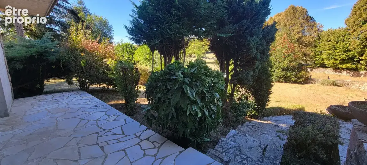 Maison familiale avec beau terrain de 3 788 m2 - photo 19