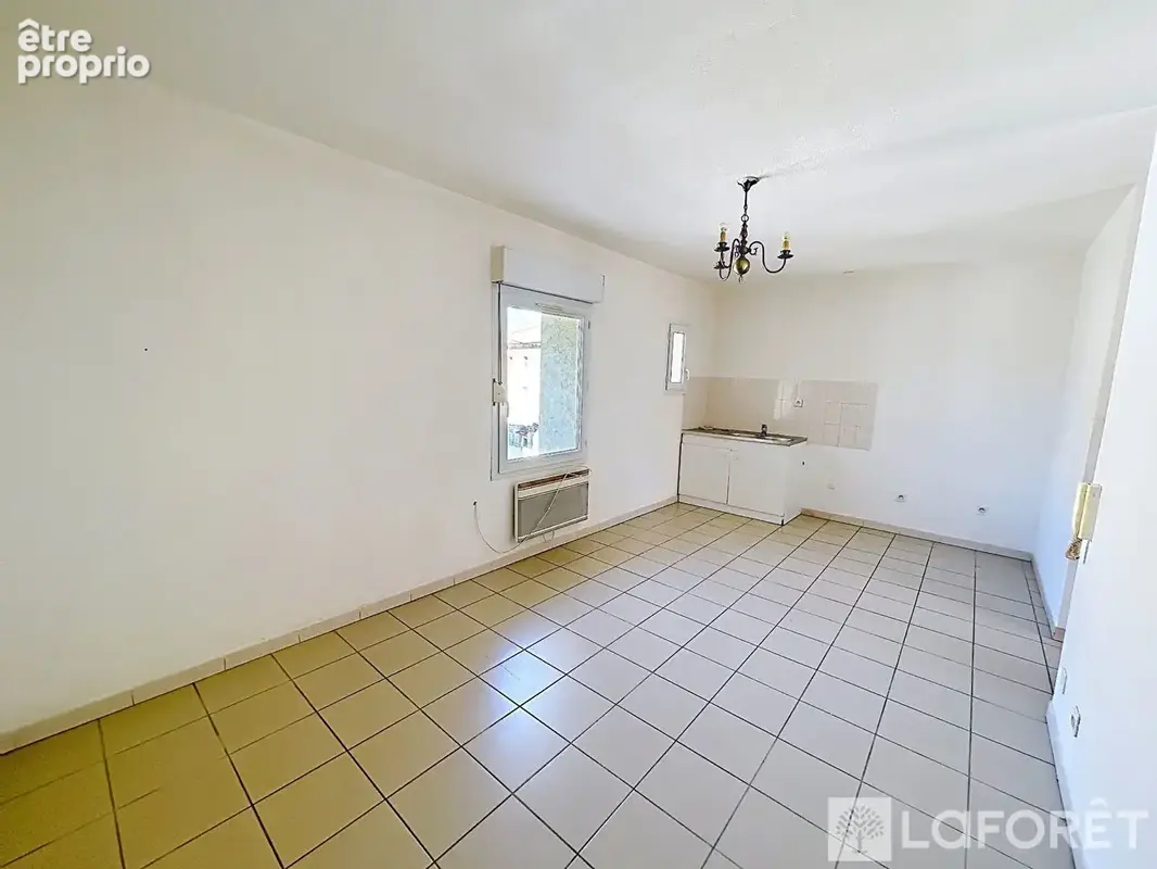 COURTHEZON - Appt 2 pièces lumineux, avec parking et cave. Investissement serein! - photo 2