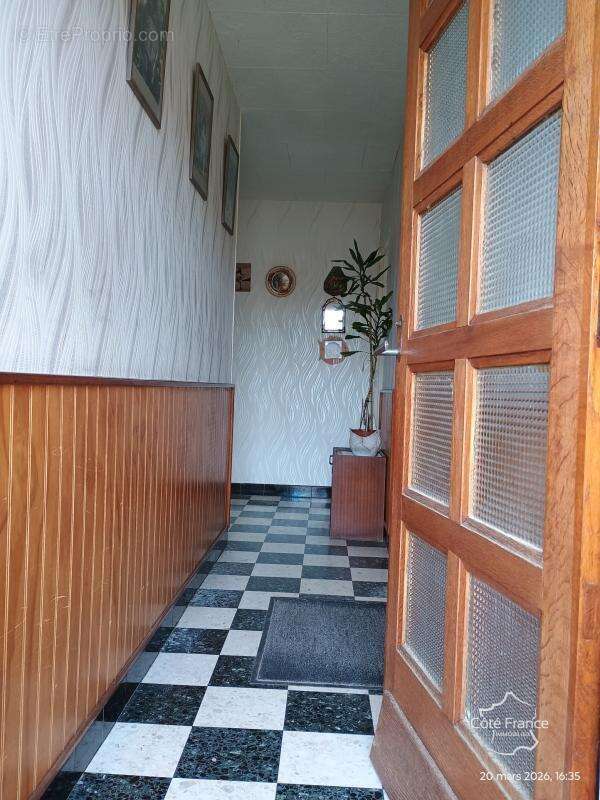 Maison à SAINS-RICHAUMONT