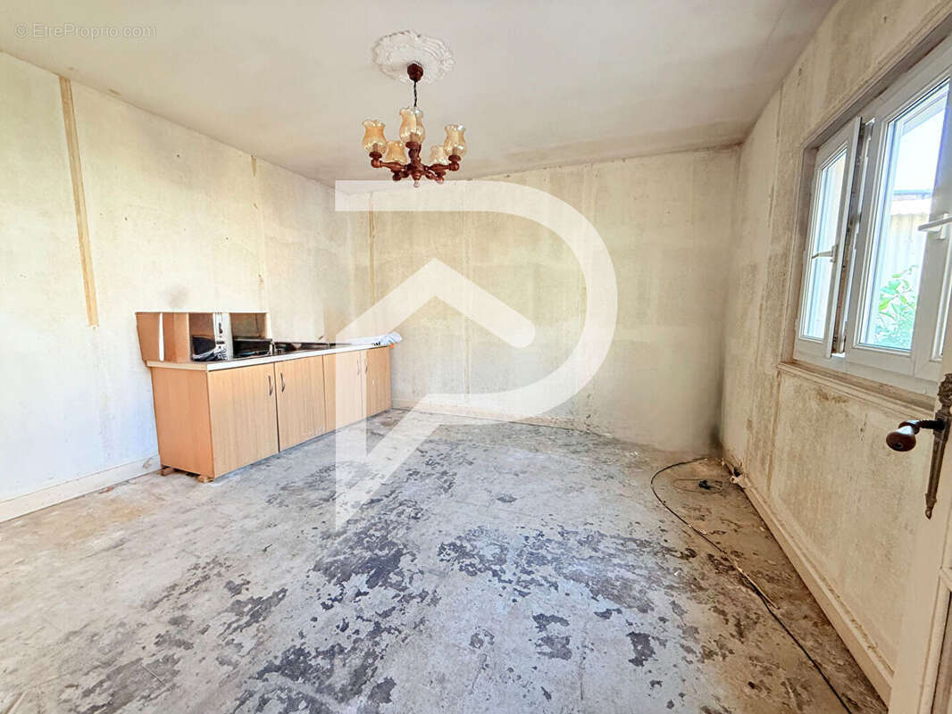 Maison à MONTATAIRE