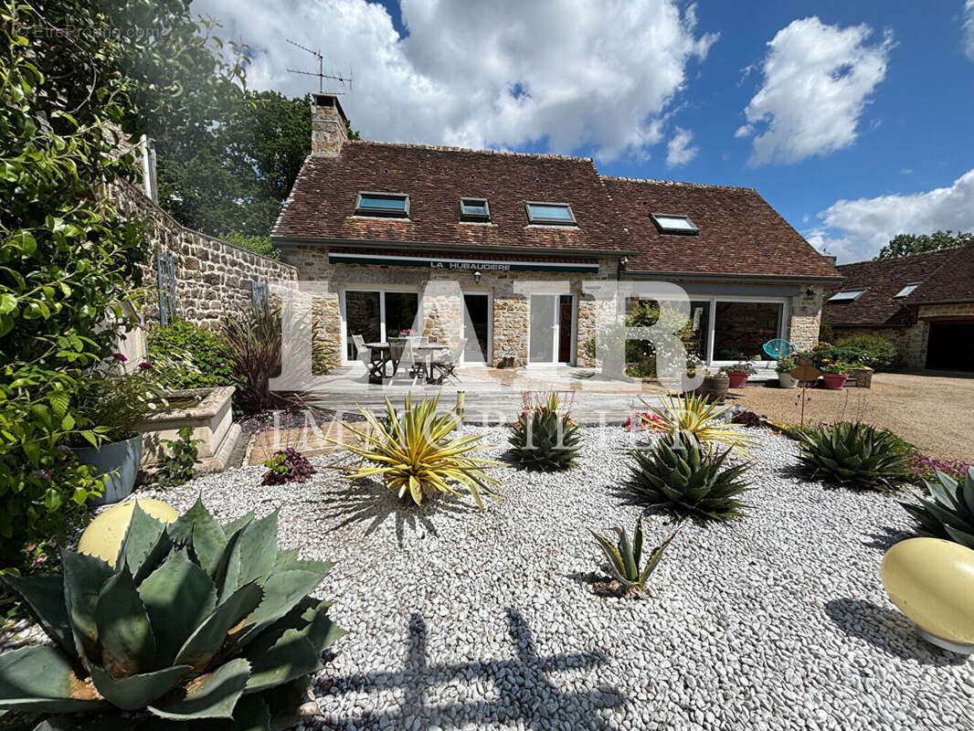 Maison à LA CHAPELLE-D'ANDAINE