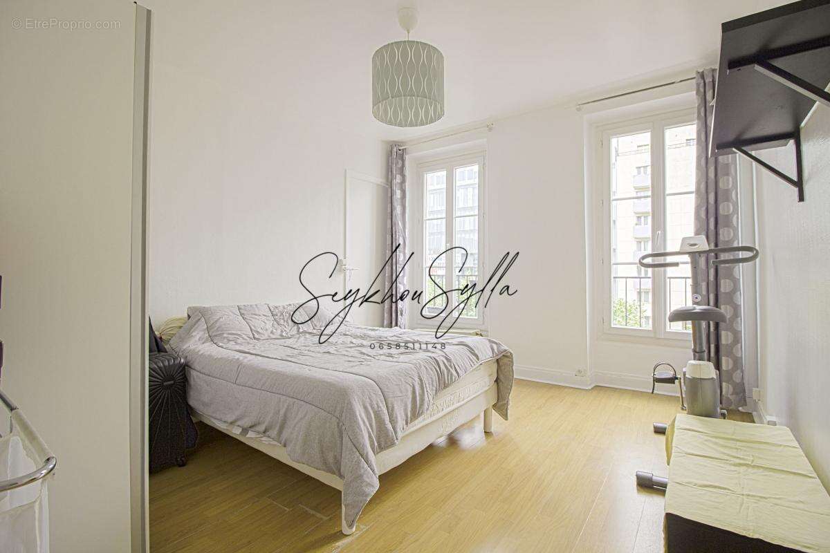 Appartement à PARIS-19E