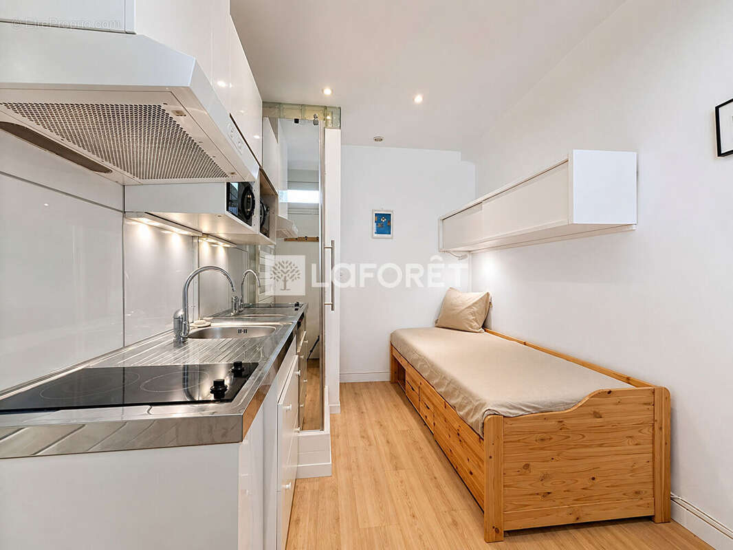1 pièce - 9.90 m2 - SPONTINI - photo 2