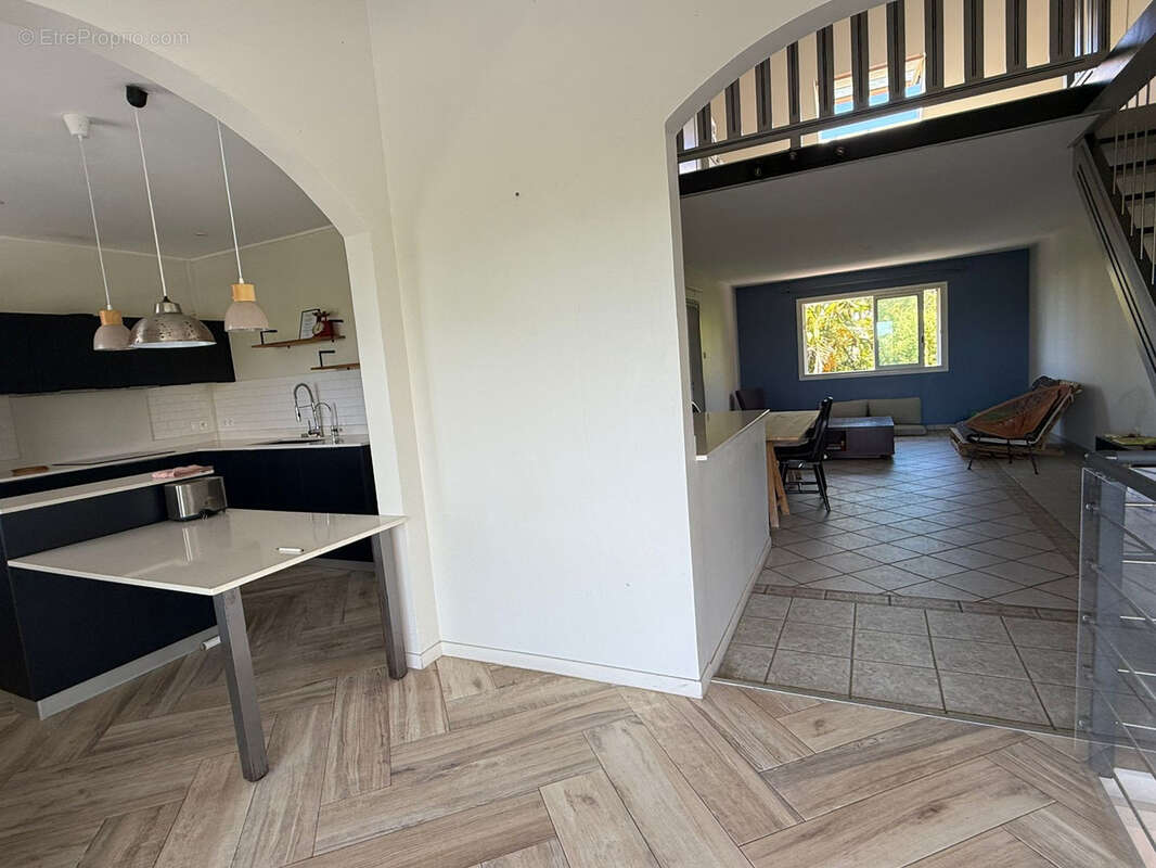 Maison à SAINT-BENOIT