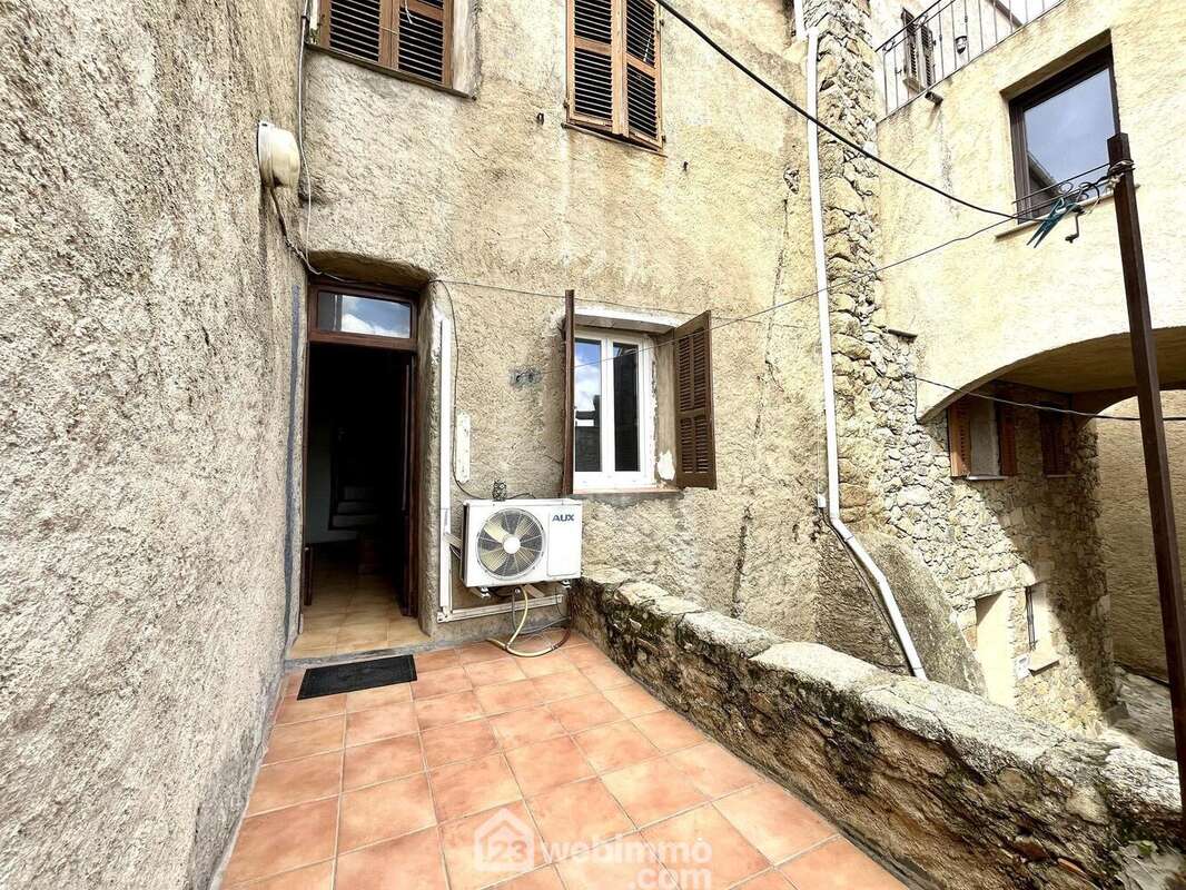 Appartement 55 m² à Santa-Reparata-Di-Balagna  - photo 110