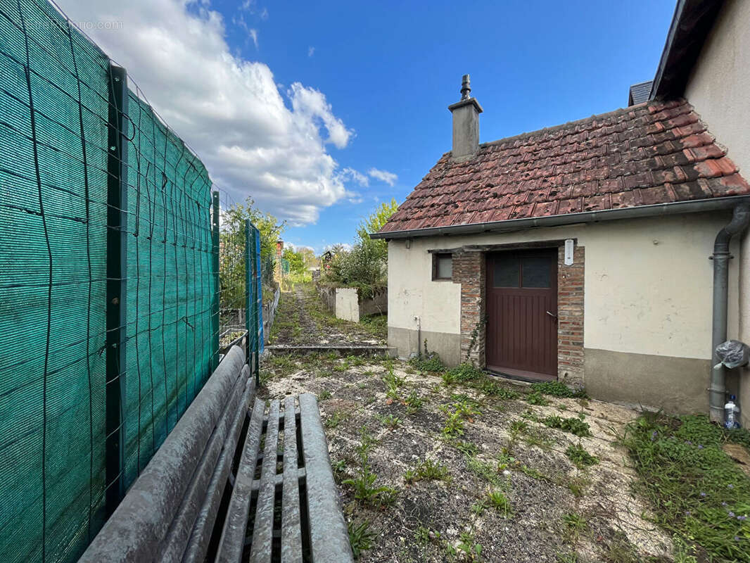 Maison à AUBIGNY-SUR-NERE