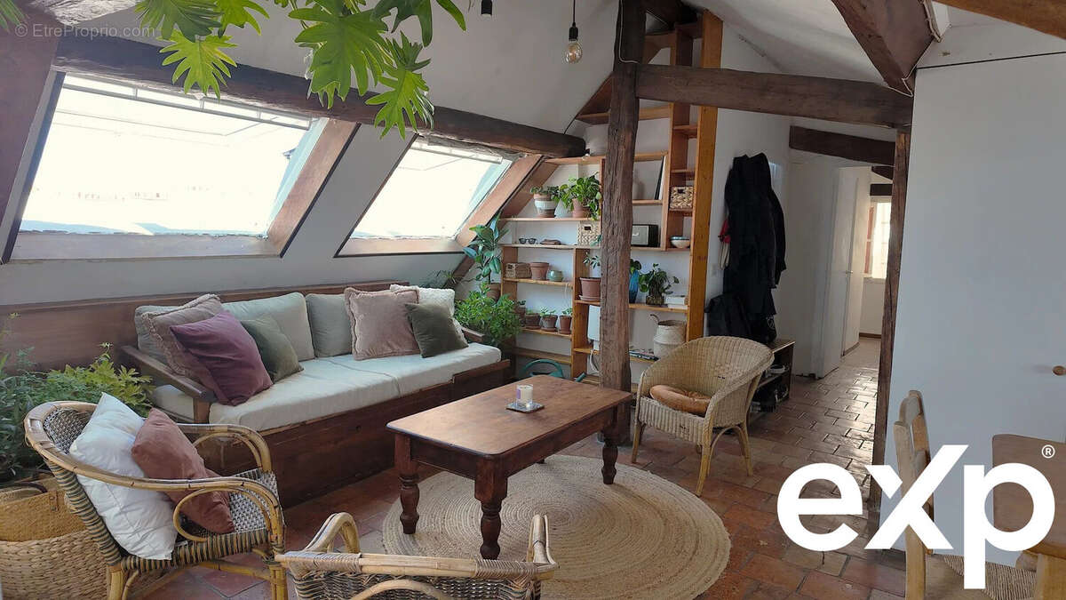 Appartement à PARIS-2E