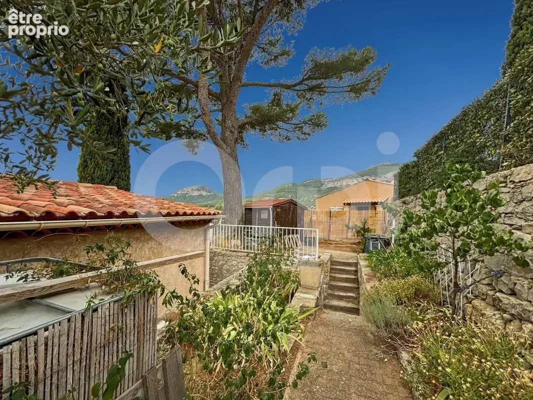 Maison familiale de 123 m² au calme au REVEST-LES-EAUX – DPE B, panneaux solaires et prestations de qualité - photo 18
