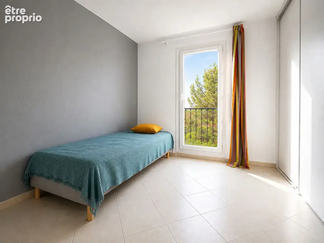 ** (83500) La Seyne SUD ** APPARTEMENT 3 Pièces ** Dernier Etage ** Grande Terrasses ** VUE Dégagée MER **3 pièce(s) 67 m2 - photo 10