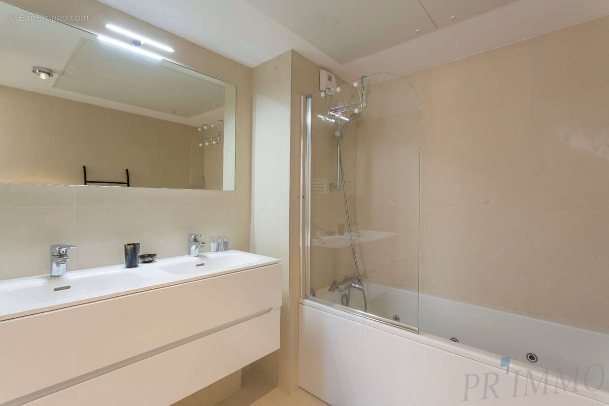 Appartement à SAINT-TROPEZ