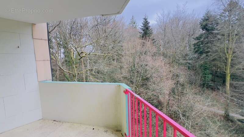 Quimper Ouest - Appartement T4 de 78 m² habitable - 1 loggia - Une terrasse - Cave - photo 7
