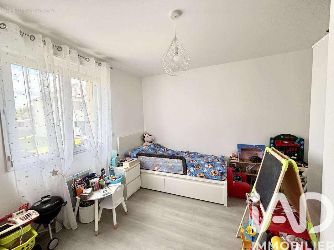 Photo 6 - Maison à NANTEUIL-LES-MEAUX