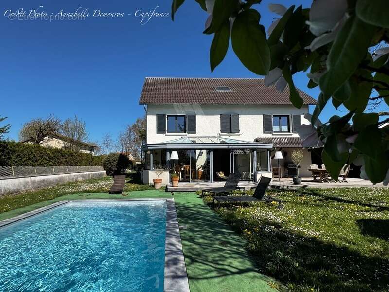 Maison à SAINT-BONNET-PRES-RIOM