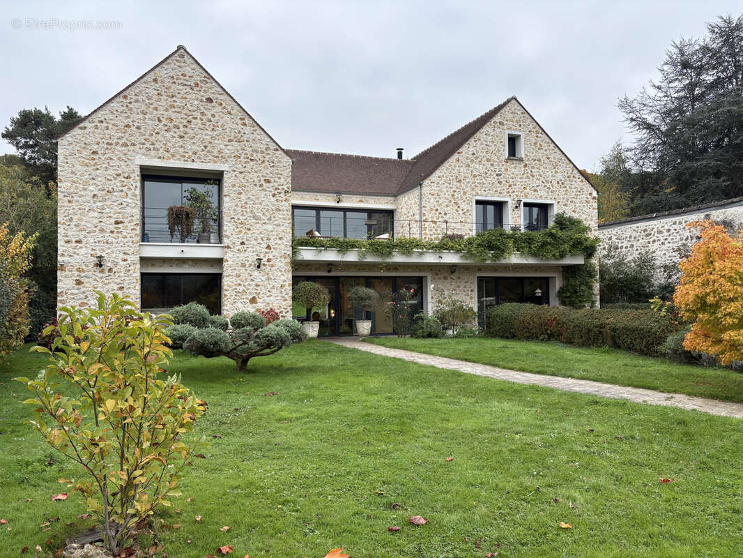 Maison à CHEVREUSE