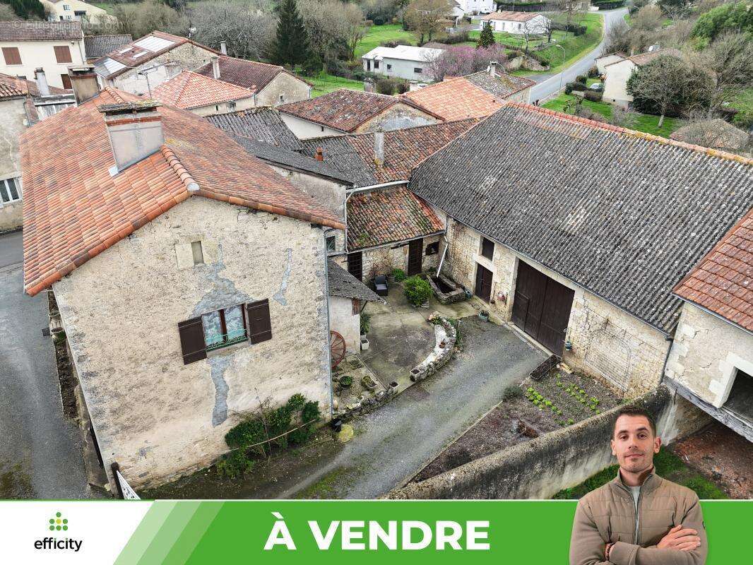 Maison à JOUSSE