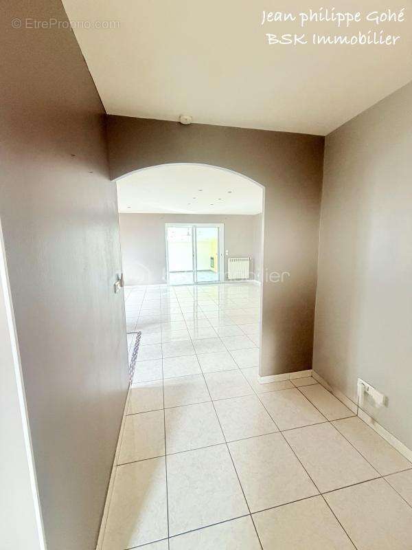 Maison à LIGNAN-SUR-ORB