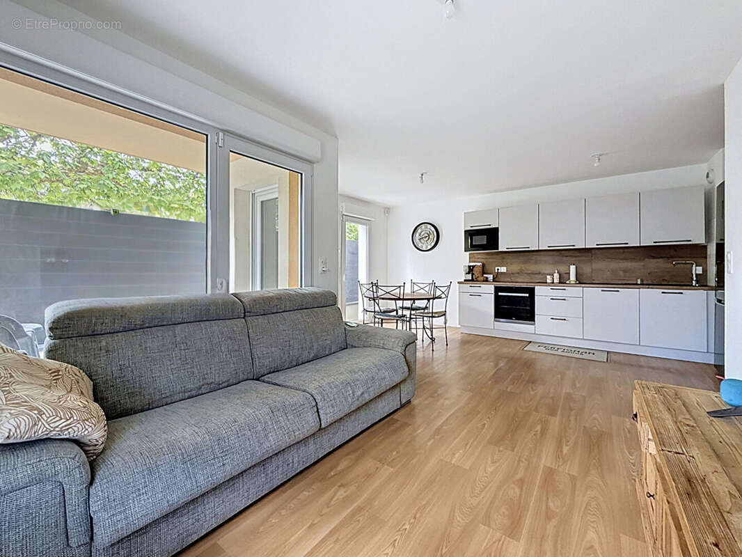 Appartement à LUCE