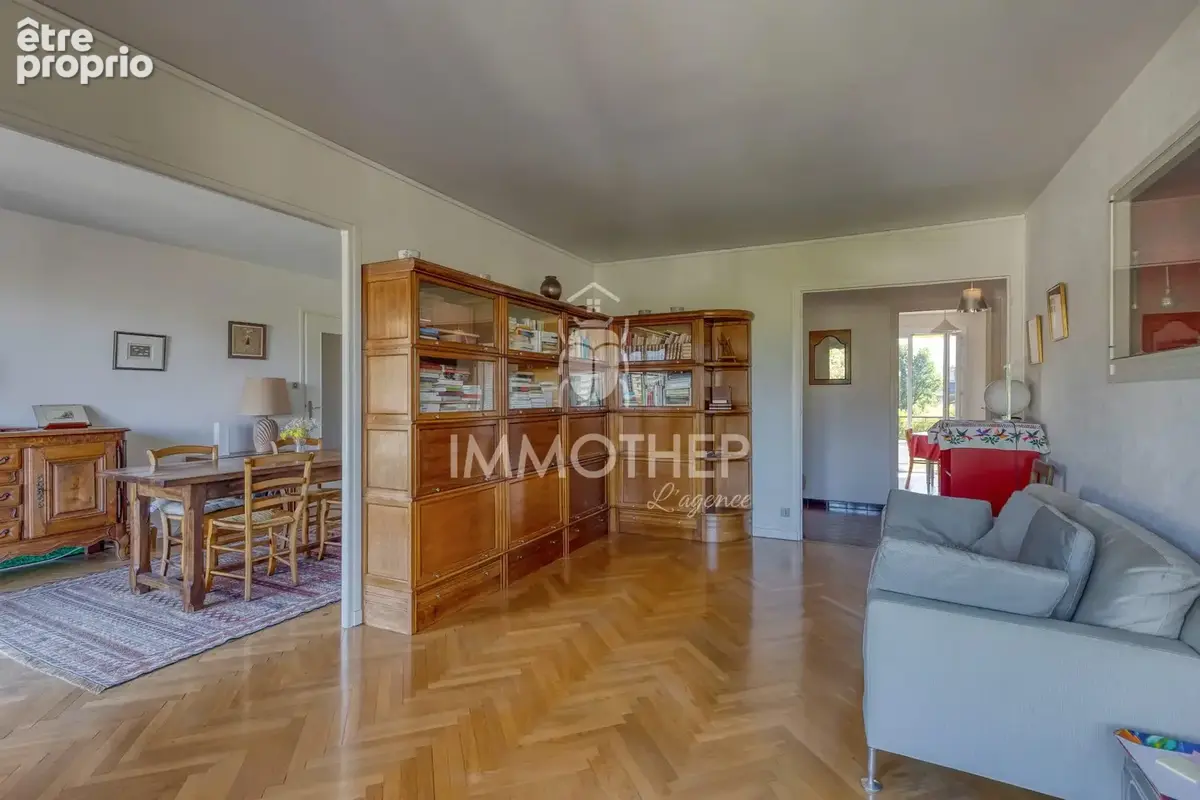 Appartement 5 pièces 105 m² à vendre à Meylan (38240) - photo 3
