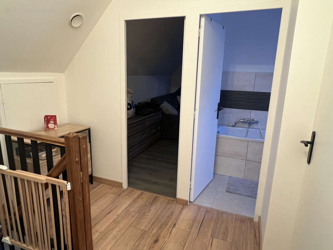 Maison à VOISCREVILLE