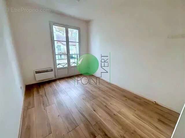 Appartement à LA FERTE-ALAIS