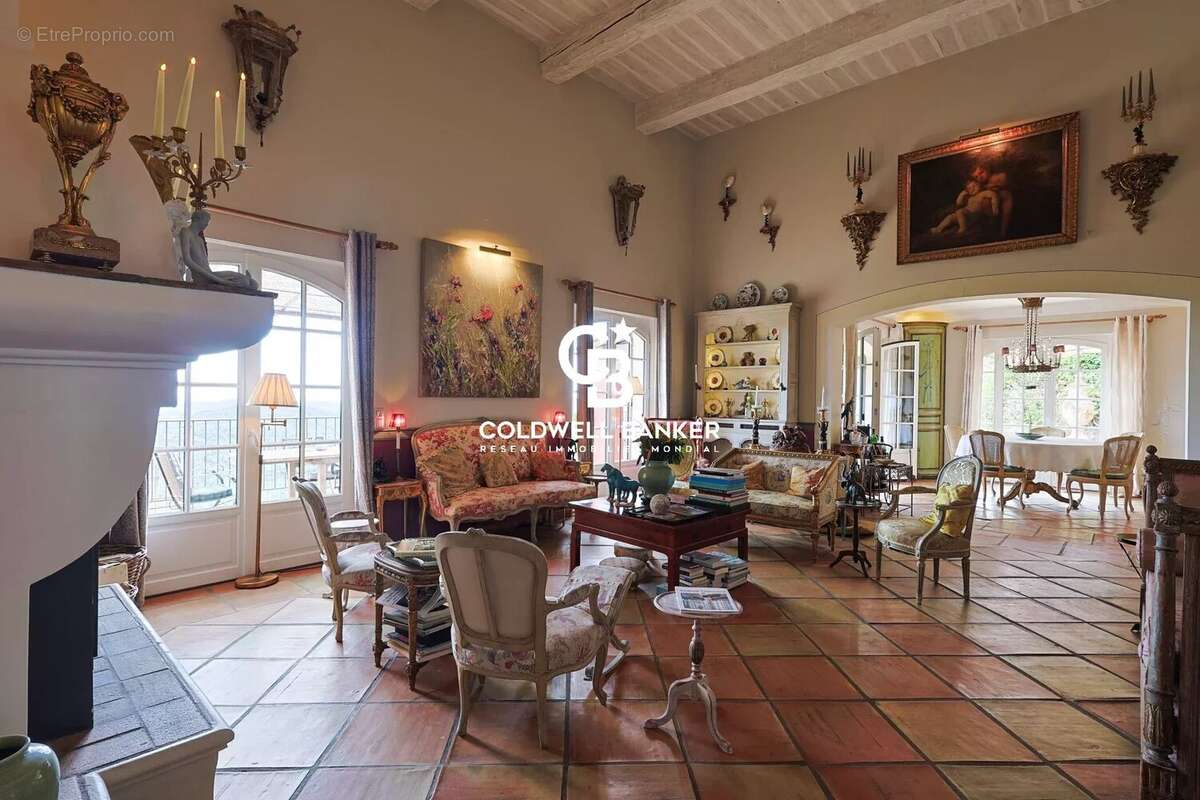 Confort, vue & authenticité et seulement 25 minutes de ST TROPEZ - photo 35