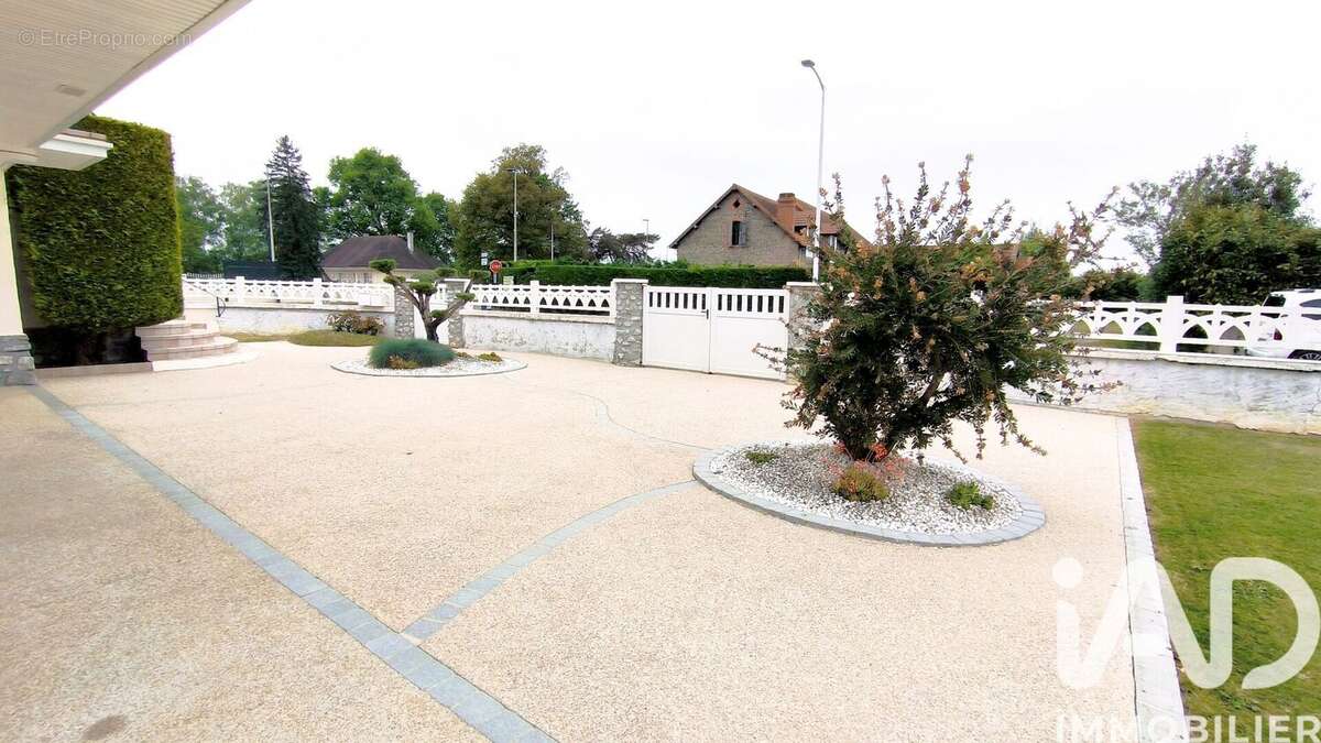 Photo 2 - Maison à ARTIX