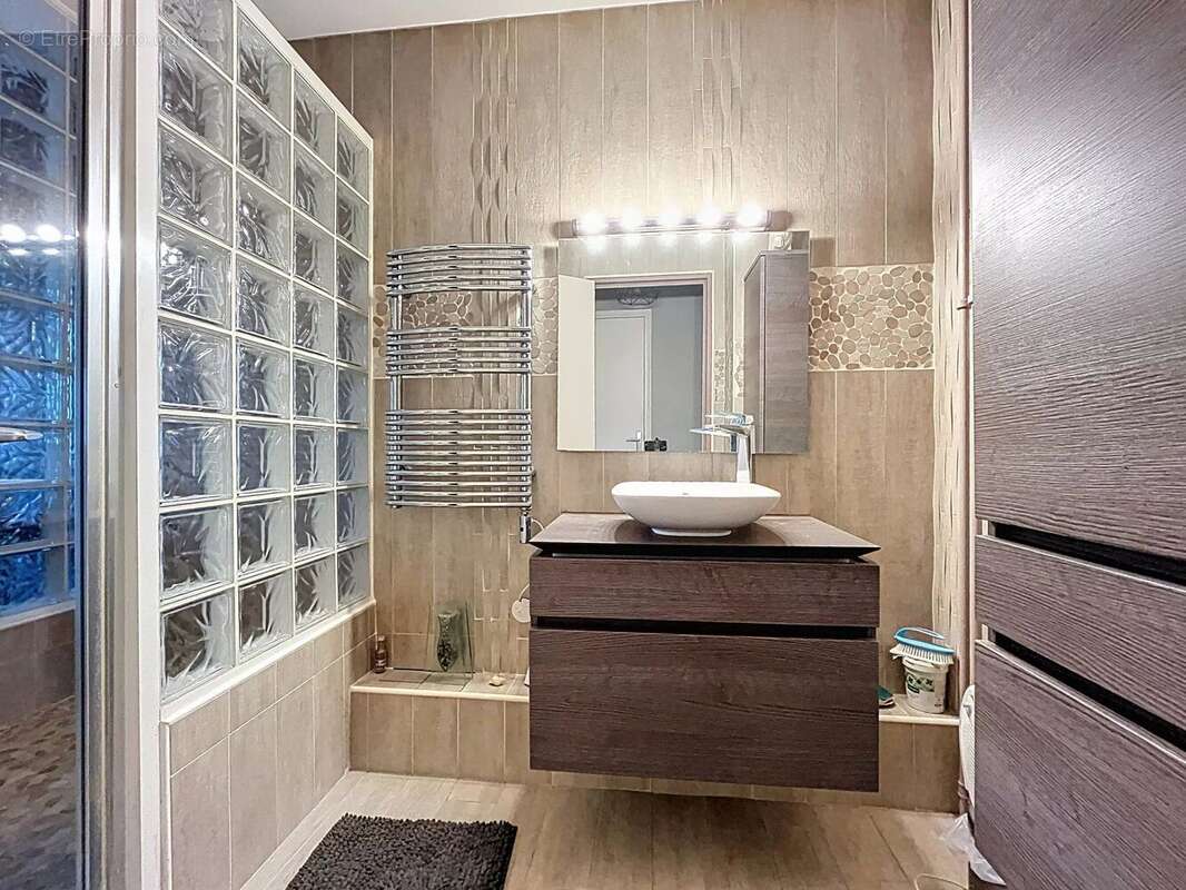 Appartement à BOISSY-SAINT-LEGER