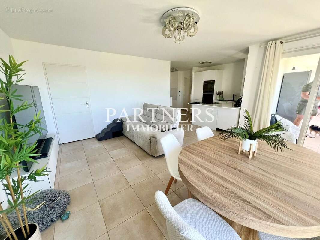 Appartement à MARSEILLE-14E