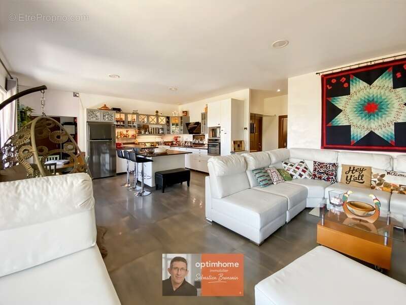 Maison contemporaine de plain-pied – Environ 140 m² – Construction 2020 – 3 chambres – Dole - photo 6