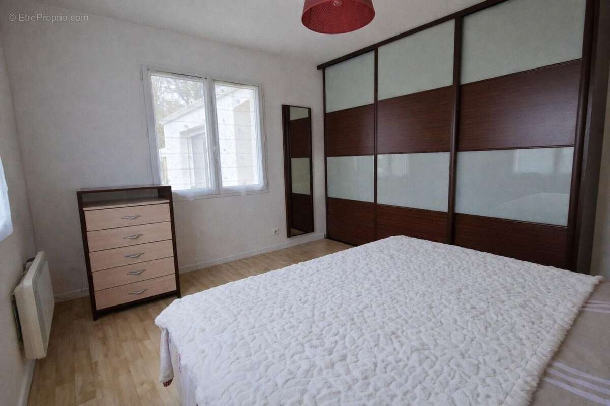 Maison 140 m² à Talmont-Saint-Hilaire  - photo 8