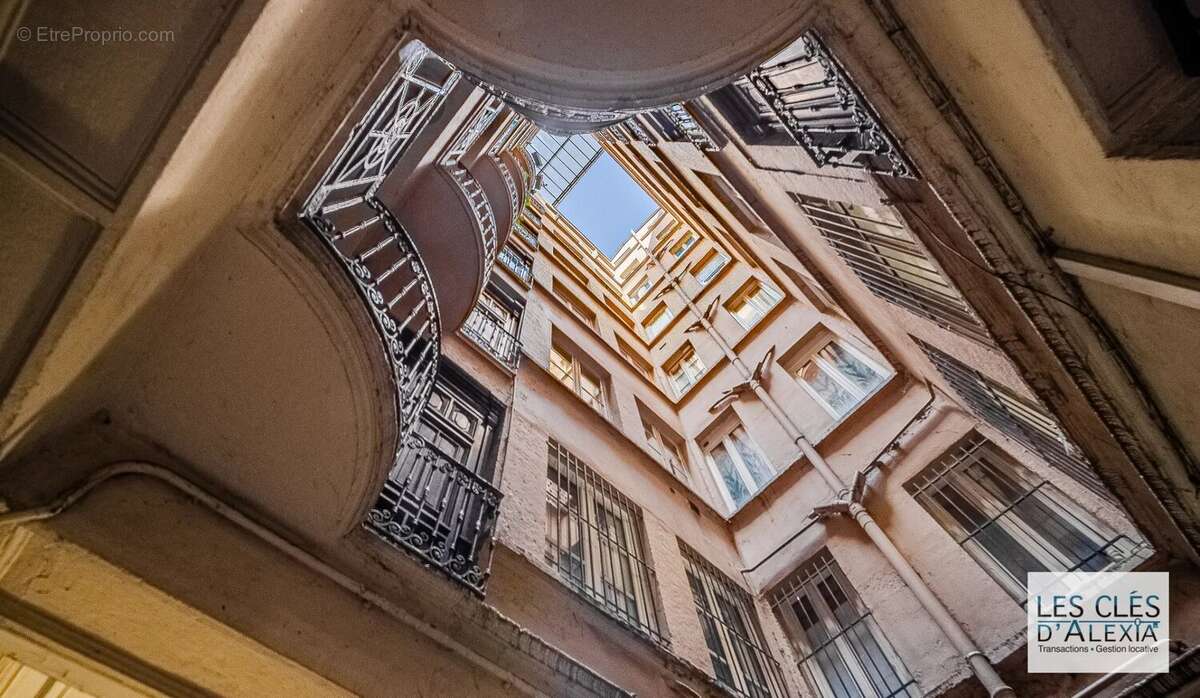 Appartement à LYON-1E