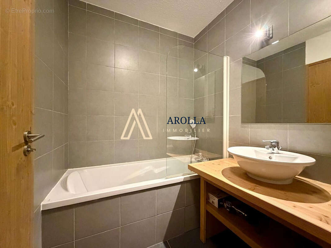 Appartement 65 m² à Bourg-Saint-Maurice  - photo 7