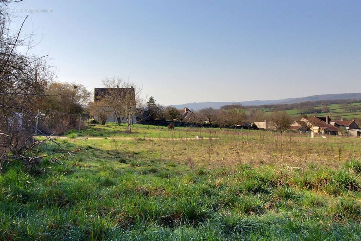 Terrain à GERMAGNY