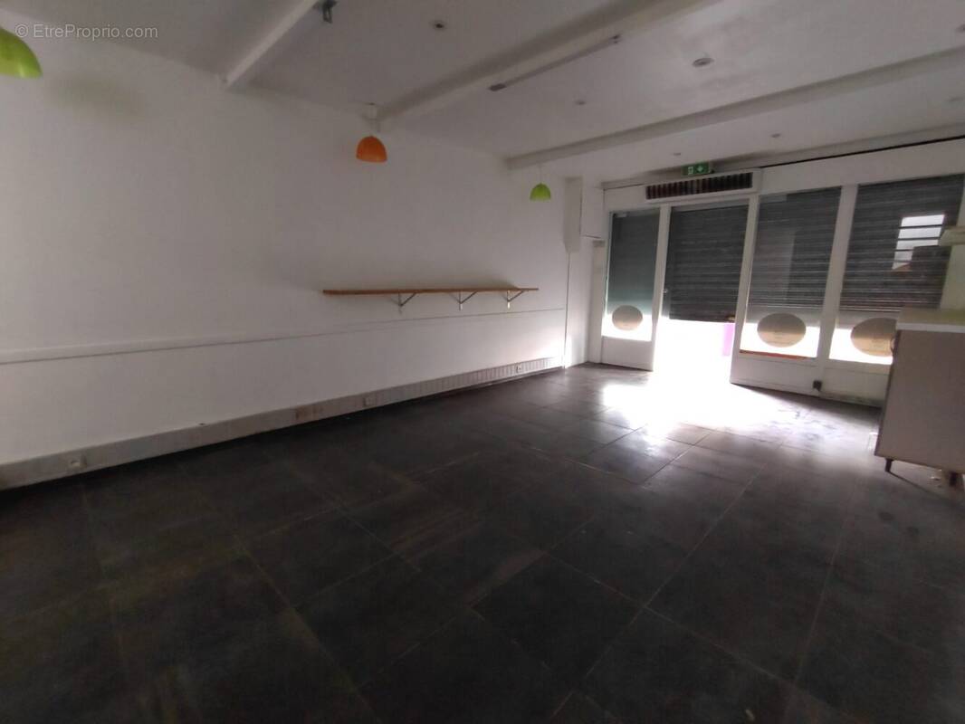 Commerce à SCHOELCHER