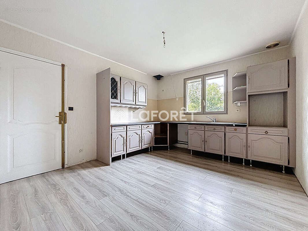 Maison à LOISY-SUR-MARNE