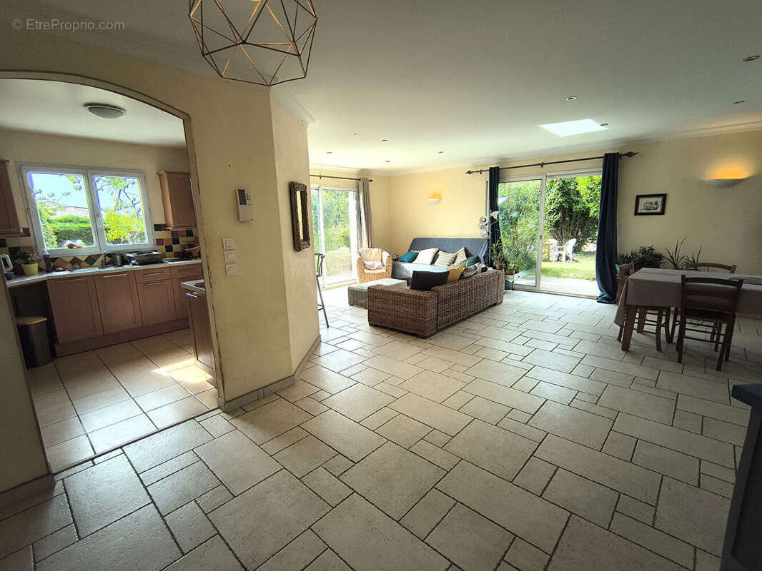 Maison Beauregard L Eveque 5 pièce(s) 112 m2 - photo 3