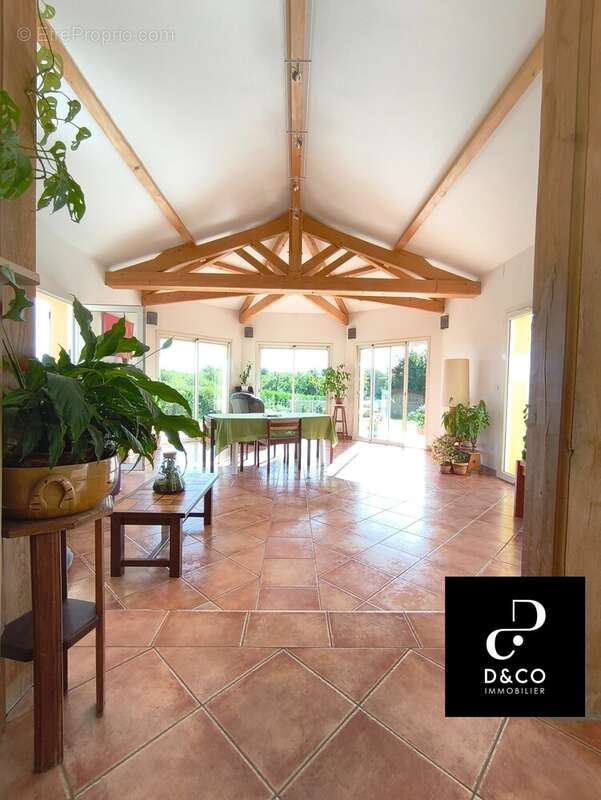 Maison à PONT-DE-VAUX