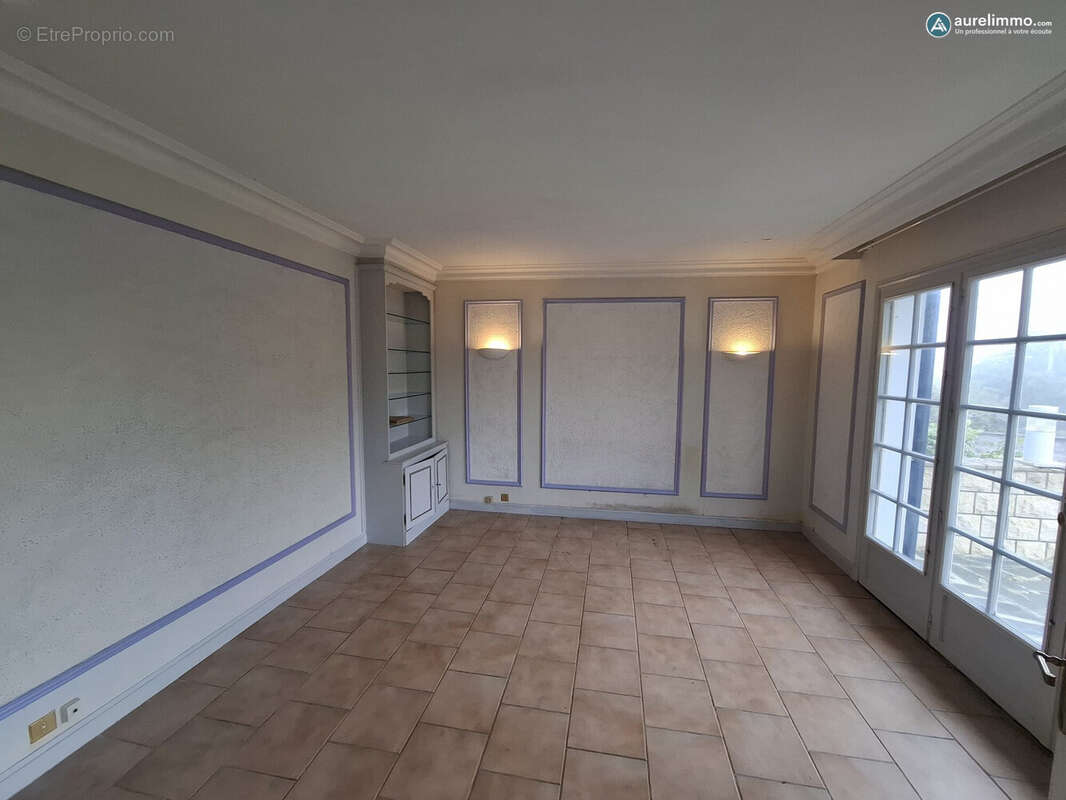 salon d&#039;hiver - Maison à NERIS-LES-BAINS