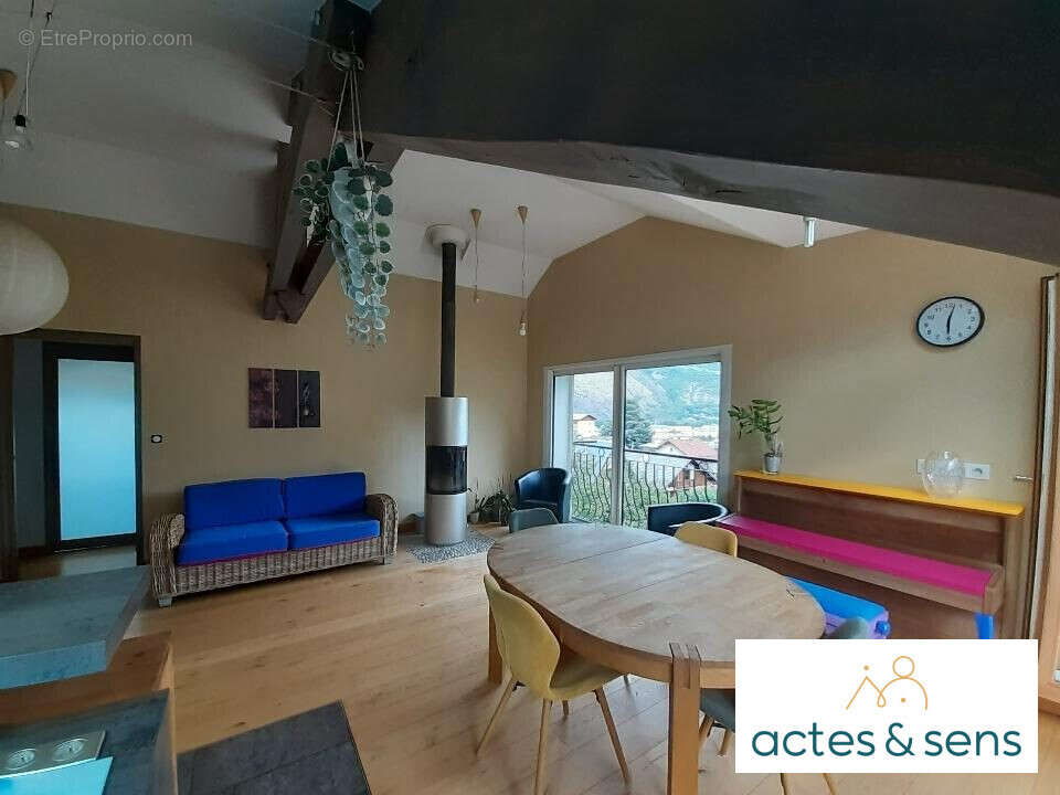 Appartement à SAINT-JEAN-DE-MAURIENNE