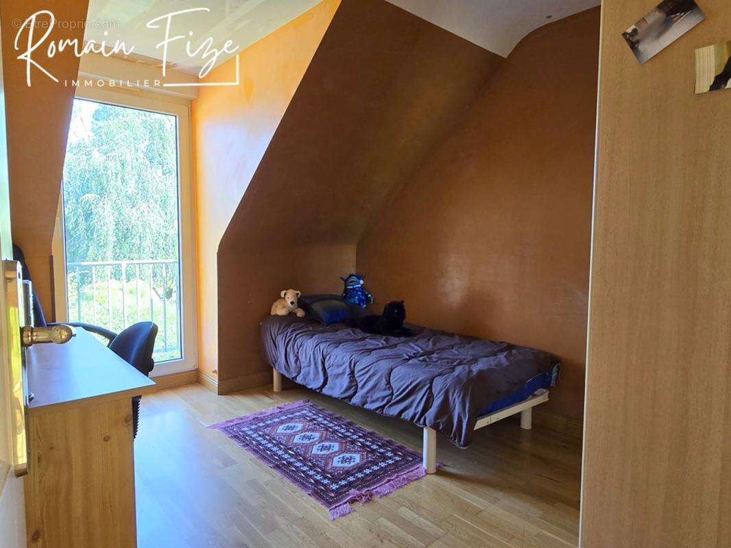 Maison à LA CHAPELLE-JANSON
