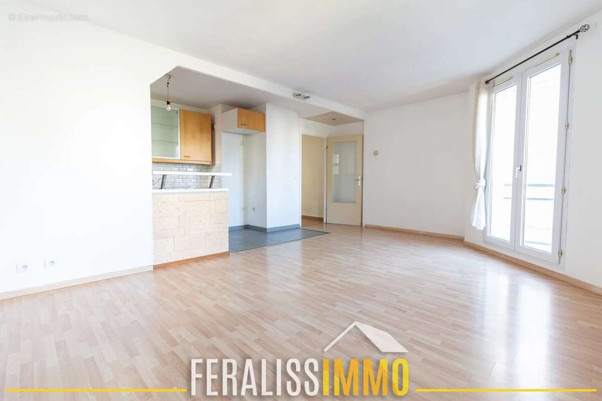 Appartement à JOUY-LE-MOUTIER